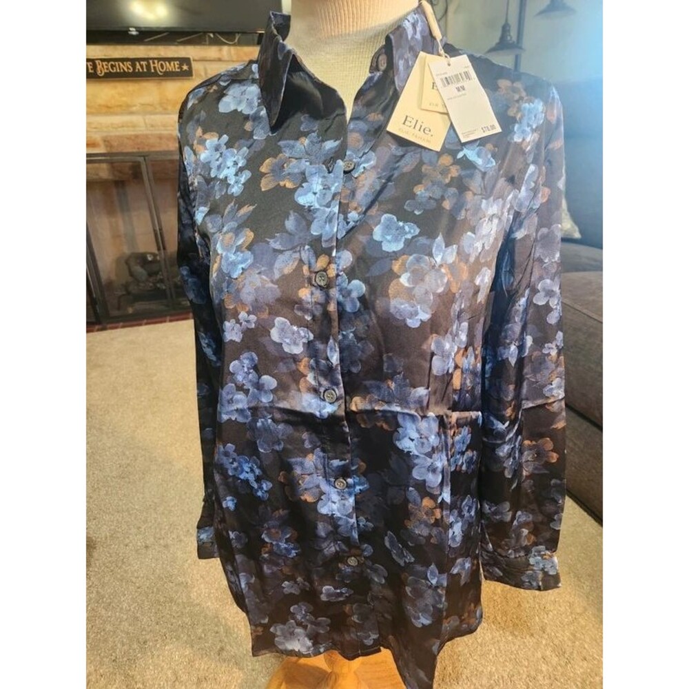 ELIE Elie Tahari long sleeve button-down blouse